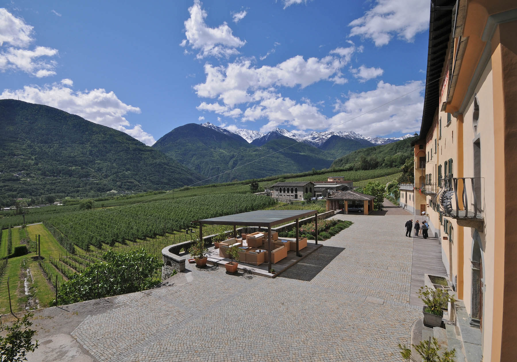 Outdoor della tenuta la Gatta in Valtellina